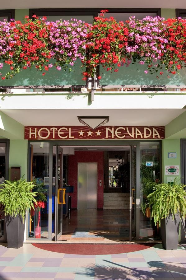 Hotel Nevada Белариа-Игеа Марина Екстериор снимка